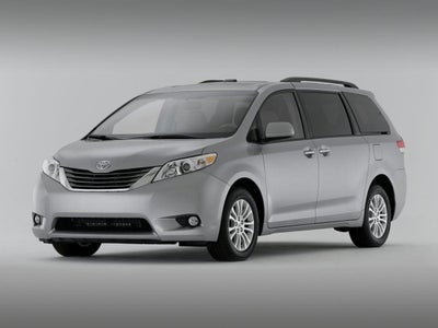 Photo of a 2014 Toyota Sienna XLE 7-Passenger Auto Access Seat 4DR Mini-Van for sale