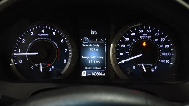2015 Toyota Sienna XLE 7-Passenger Auto Access Seat
