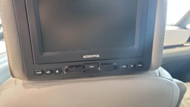 2016 Toyota Sienna XLE 7-Passenger Auto Access Seat