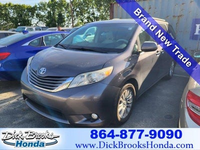 Photo of a 2012 Toyota Sienna XLE 7-Passenger Auto Access Seat 4DR Mini-Van for sale