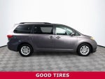 2016 Sienna Thumbnail 32