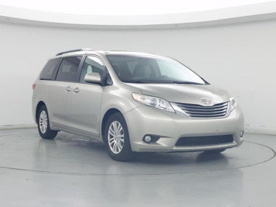 2015 Toyota Sienna XLE 7-Passenger Auto Access Seat 4DR Mini-Van