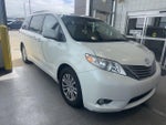 2016 Sienna Thumbnail 1