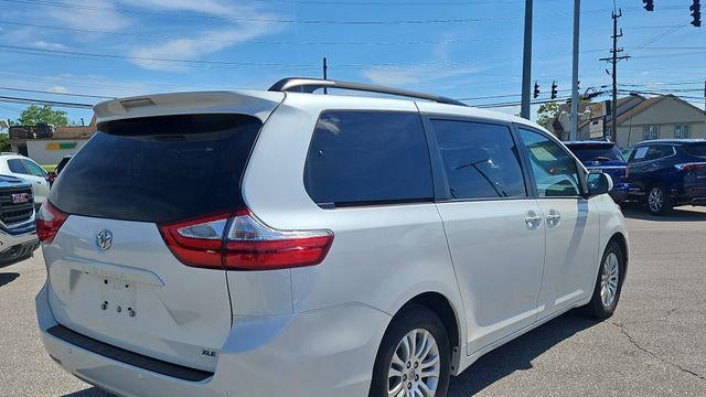 2016 Toyota Sienna Limited 7-Passenger