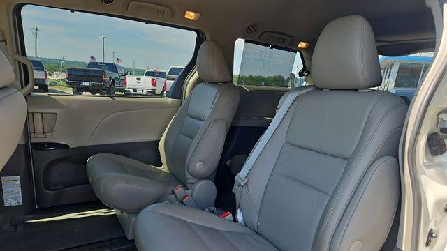 2016 Toyota Sienna Limited 7-Passenger