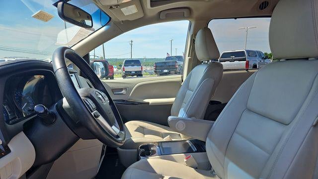 2016 Toyota Sienna Limited 7-Passenger