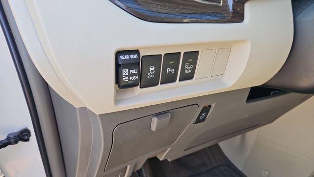 2016 Toyota Sienna Limited 7-Passenger