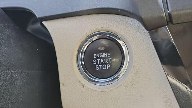 2016 Toyota Sienna Limited 7-Passenger
