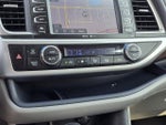 2015 Highlander Thumbnail 23