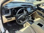 2015 Highlander Thumbnail 19