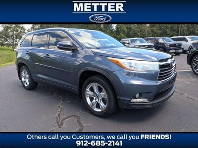 Photo of a 2016 Toyota Highlander Limited 4DR SUV for sale