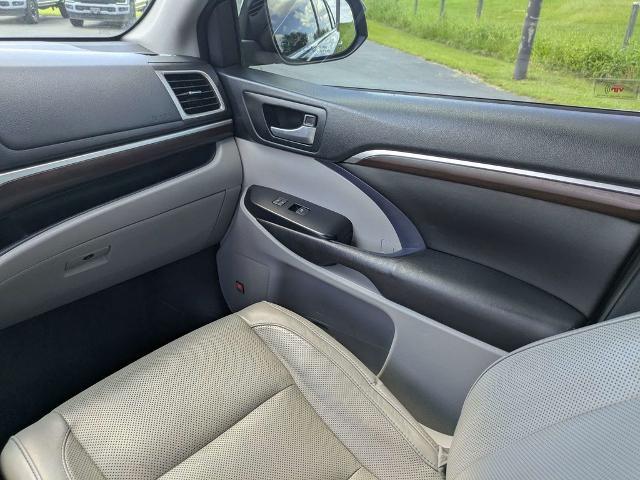 2016 Toyota Highlander - $16,188