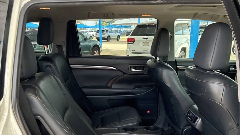 2014 Toyota Highlander Limited Platinum
