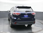 2016 Highlander Thumbnail 4