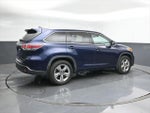 2016 Highlander Thumbnail 5