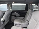 2016 Highlander Thumbnail 41