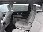 2016 Highlander Thumbnail 41