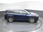 2016 Highlander Thumbnail 55