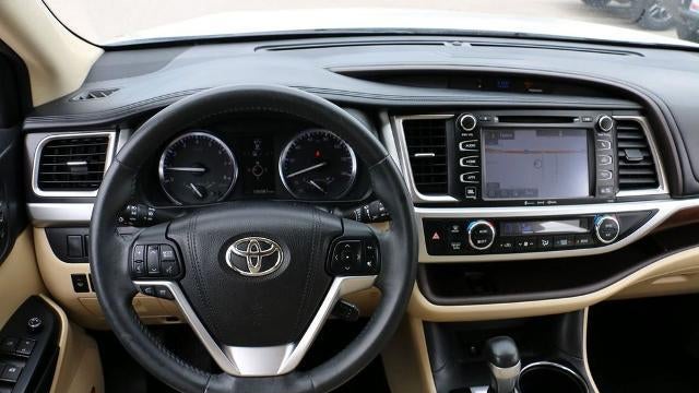 2016 Toyota Highlander Limited