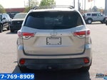 2015 Highlander Thumbnail 6
