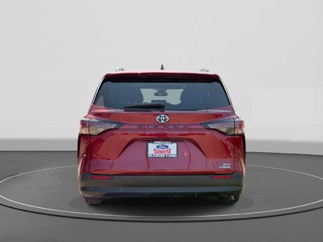 2023 Toyota Sienna - $35,485