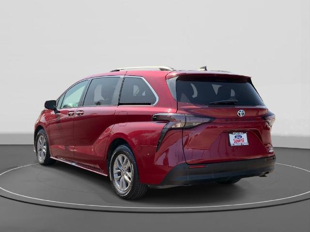 2023 Toyota Sienna - $35,485