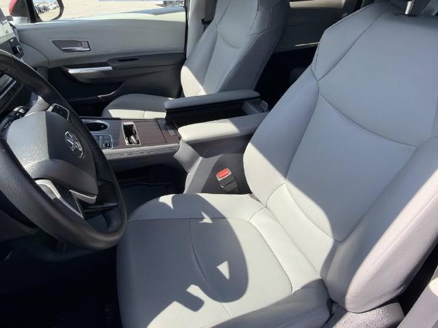2023 Toyota Sienna - $35,485