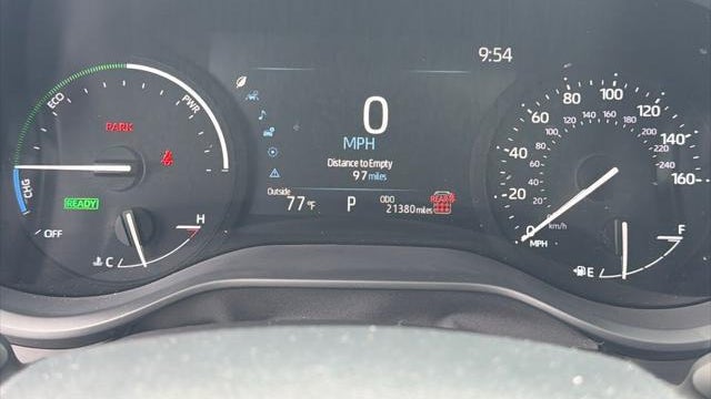 2025 Toyota Sienna XLE 8-Passenger