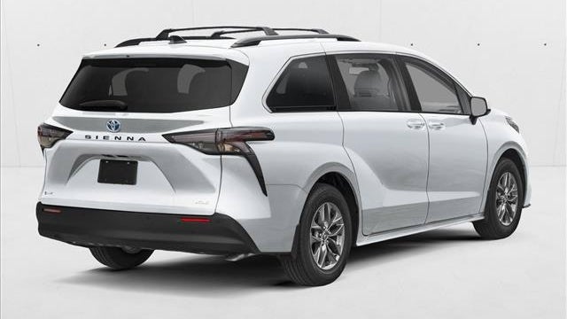 2026 Toyota Sienna XLE 8-Passenger