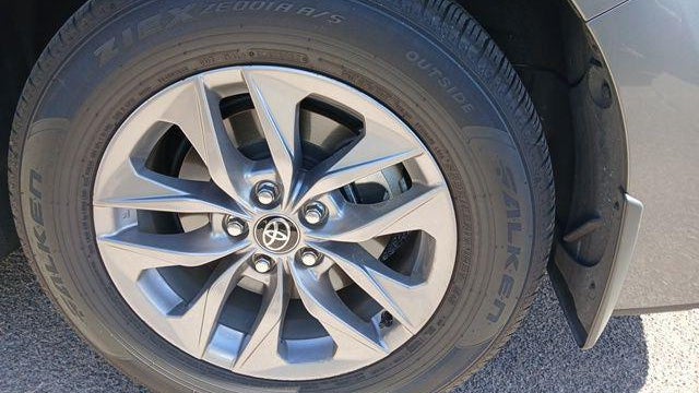 2026 Toyota Sienna XLE 8-Passenger