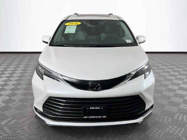 2026 Toyota Sienna - $53,900