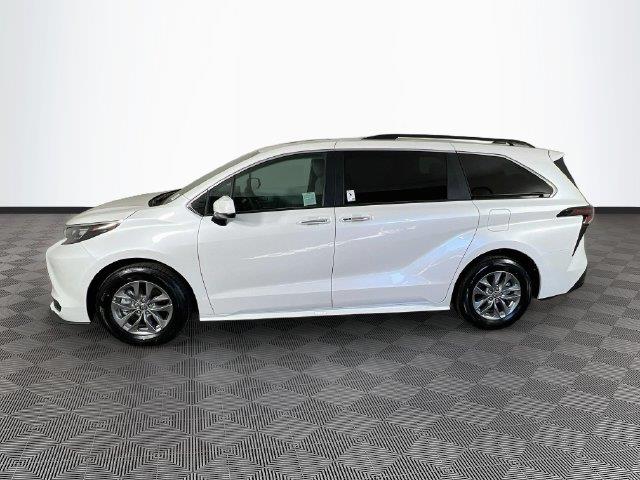 2026 Toyota Sienna - $53,900