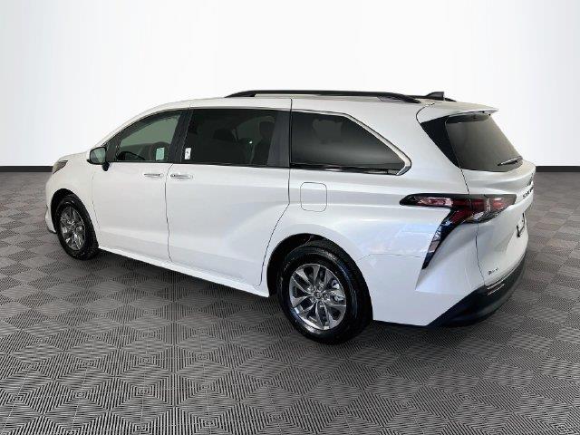 2026 Toyota Sienna - $53,900