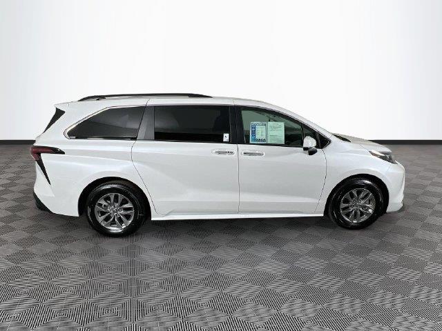 2026 Toyota Sienna - $53,900