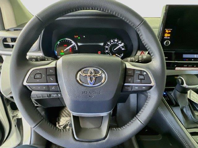 2026 Toyota Sienna - $53,900