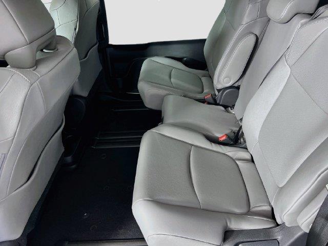 2026 Toyota Sienna - $53,900