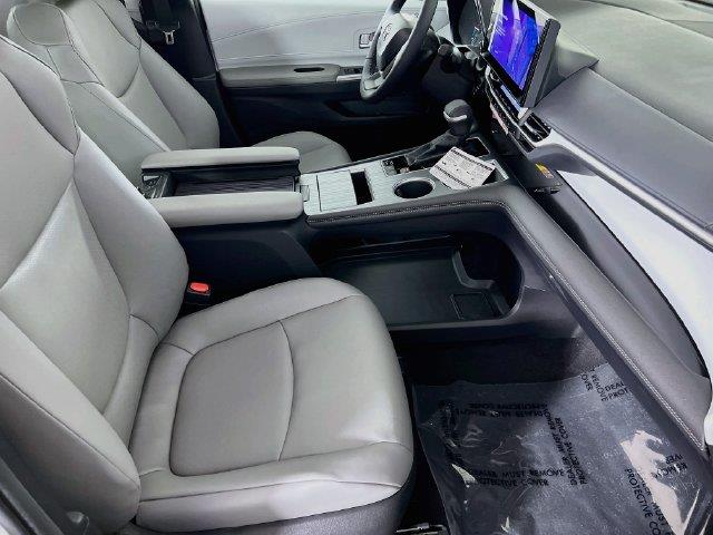 2026 Toyota Sienna - $53,900