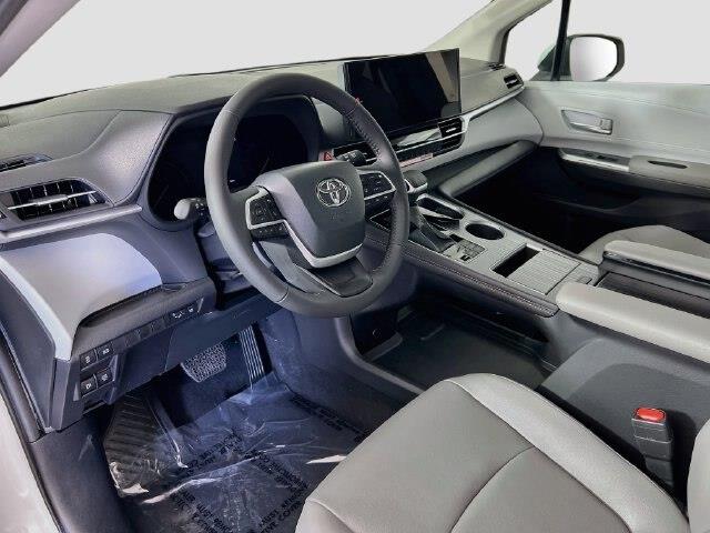 2026 Toyota Sienna - $53,900