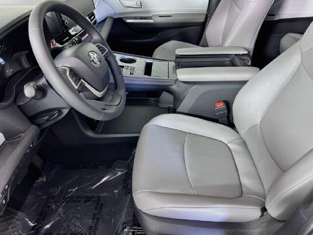 2026 Toyota Sienna - $53,900