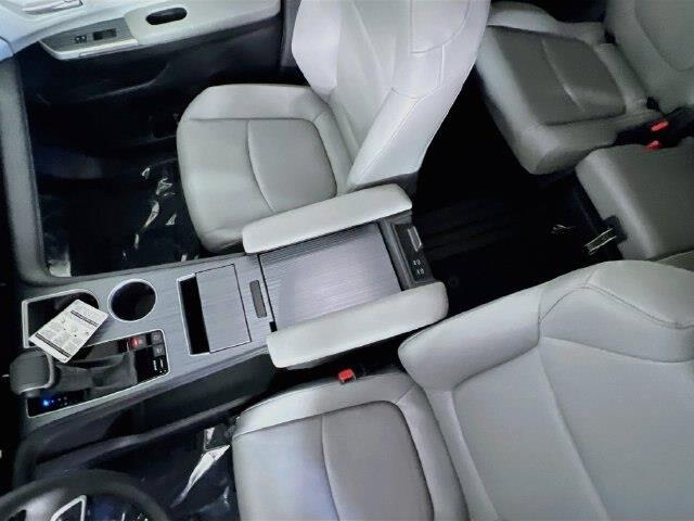 2026 Toyota Sienna - $53,900