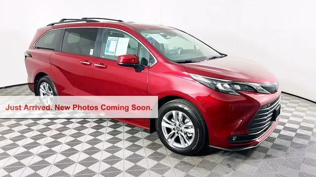 Preowned 2026 Toyota Sienna XLE 8-Passenger for Sale