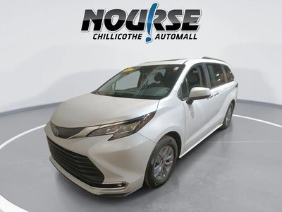 Photo of a 2022 Toyota Sienna XLE 8-Passenger 4DR Mini-Van for sale