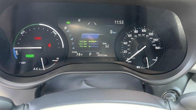 2025 Toyota Sienna XLE 8-Passenger