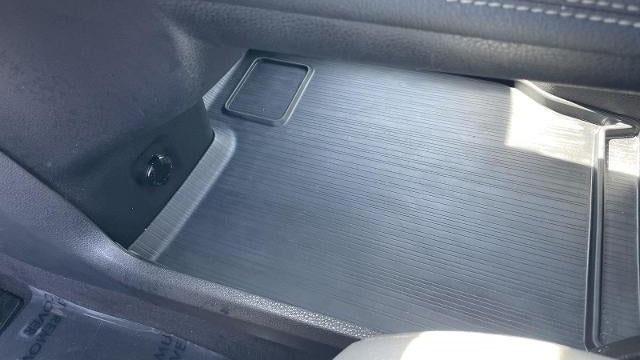 2025 Toyota Sienna XLE 8-Passenger