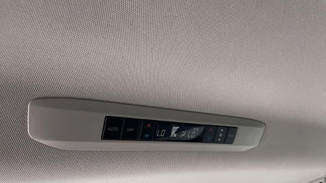 2025 Toyota Sienna XLE 8-Passenger