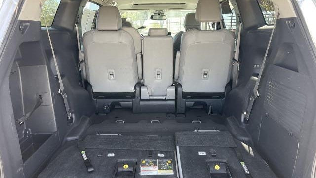 2025 Toyota Sienna XLE 8-Passenger