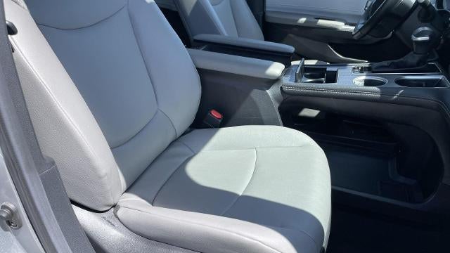 2025 Toyota Sienna XLE 8-Passenger
