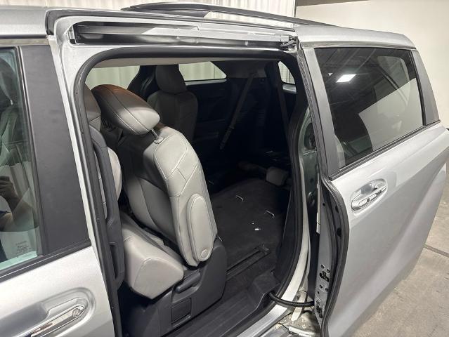2025 Toyota Sienna - $44,677