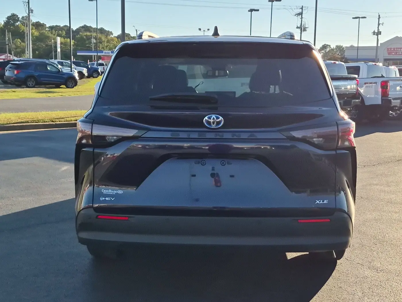 2025 Toyota Sienna - $43,553