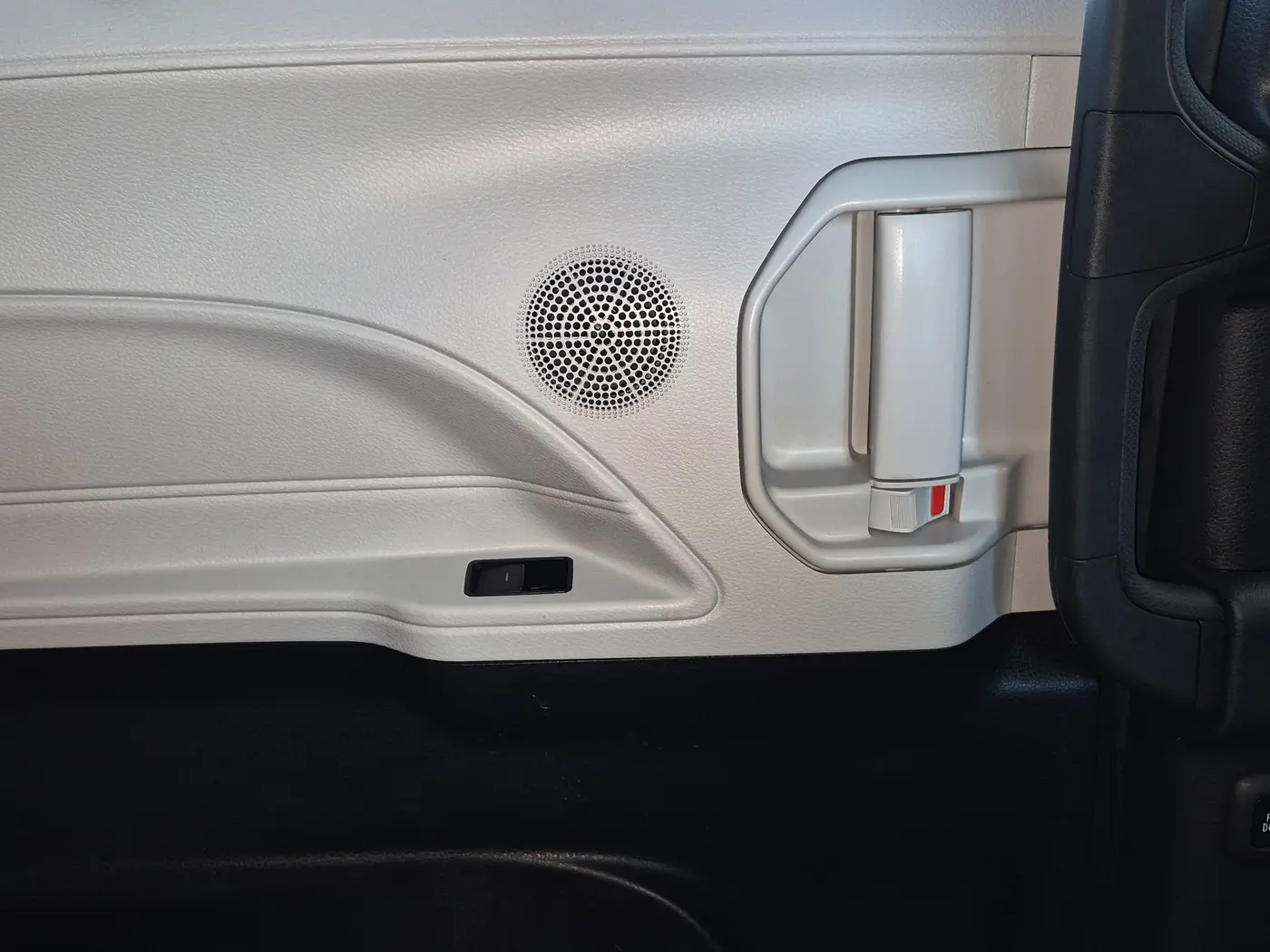 2025 Toyota Sienna - $43,553